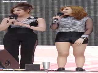 长腿大屁股热裤少女 02