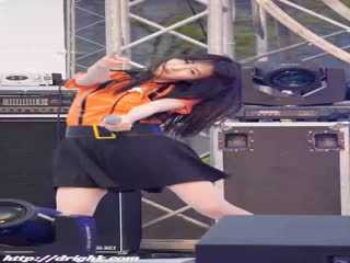 这么年青就能当明星 03