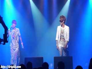 紧身牛仔热裤少女 08