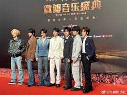 2024微博音乐盛典红毯